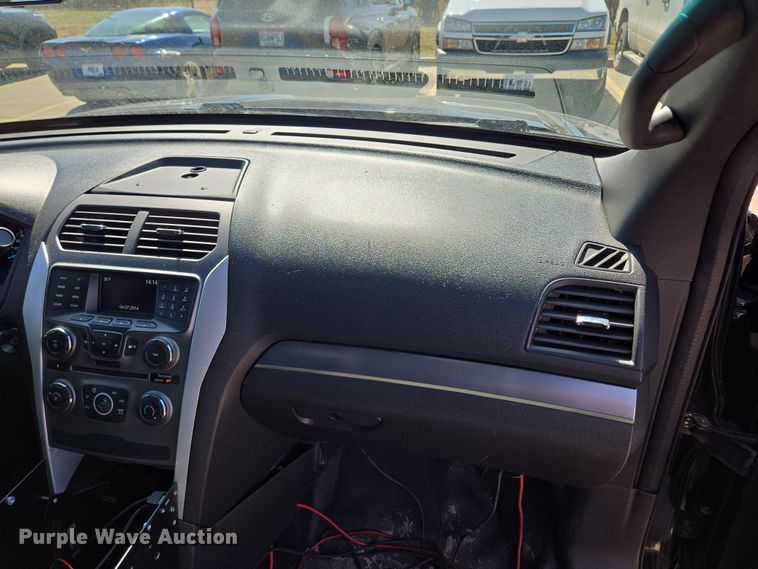 image for item EQ6805 2015 Ford  Explorer Police Interceptor SUV