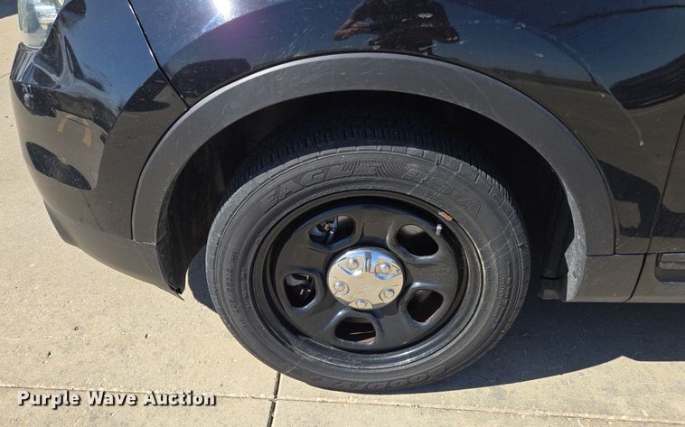 image for item EQ6805 2015 Ford  Explorer Police Interceptor SUV