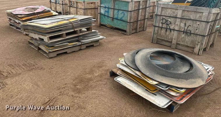 image for item ER5215 (3) pallets of road signs
