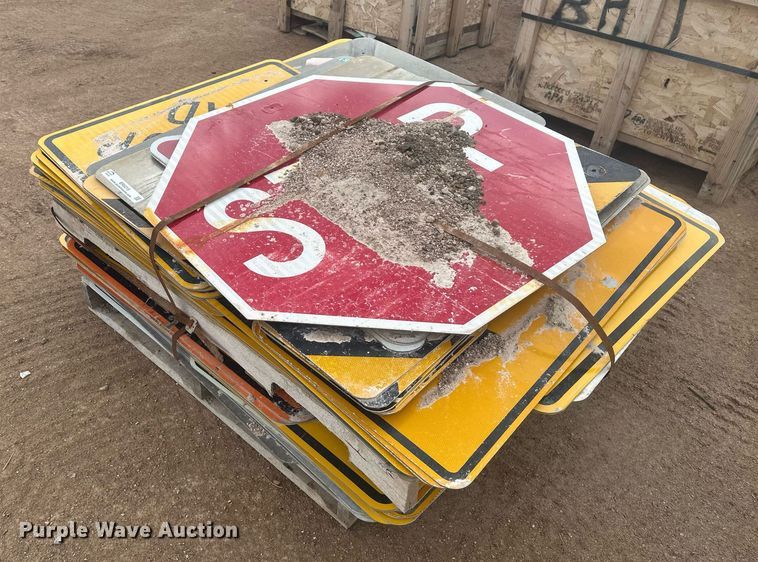 image for item ER5215 (3) pallets of road signs