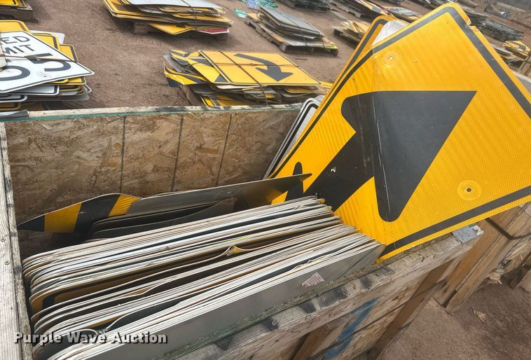 image for item ER5216 Road safety equipment