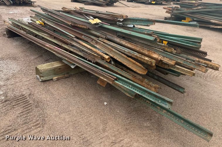 image for item ER5222 (5) pallets of posts