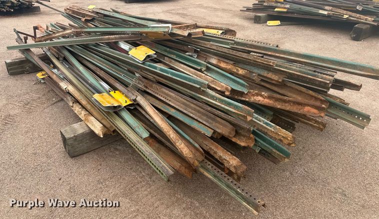 image for item ER5222 (5) pallets of posts