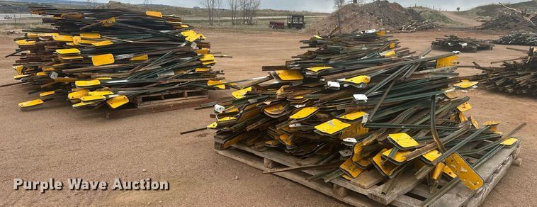 image for item ER5225 (2) pallets of posts