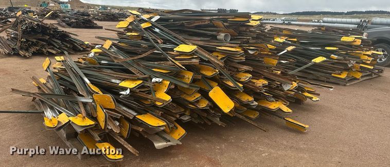 image for item ER5225 (2) pallets of posts