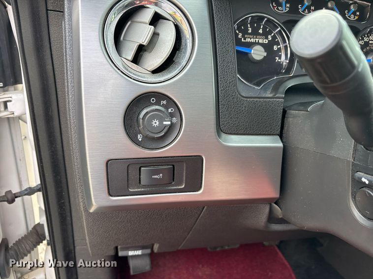 image for item ND9702 2013 Ford F150  SuperCrew pickup truck