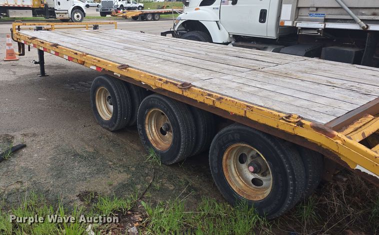 image for item NI9494 2010 PJ equipment trailer