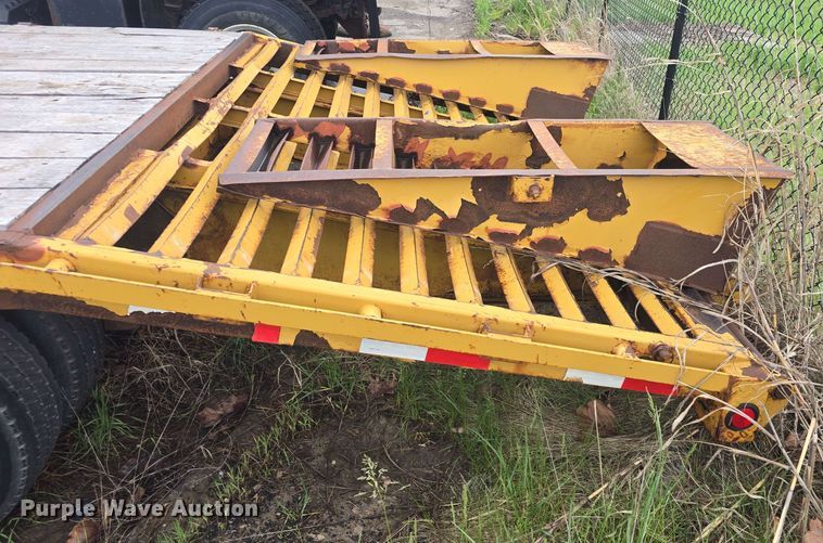 image for item NI9494 2010 PJ equipment trailer