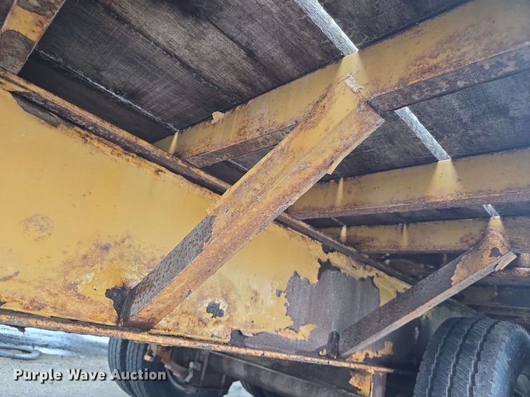 image for item NI9494 2010 PJ equipment trailer