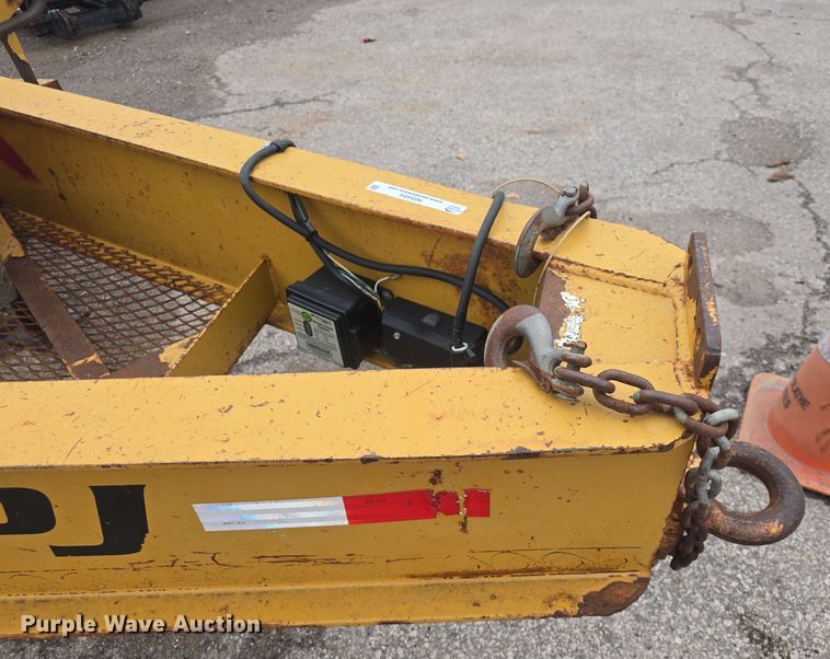 image for item NI9494 2010 PJ equipment trailer