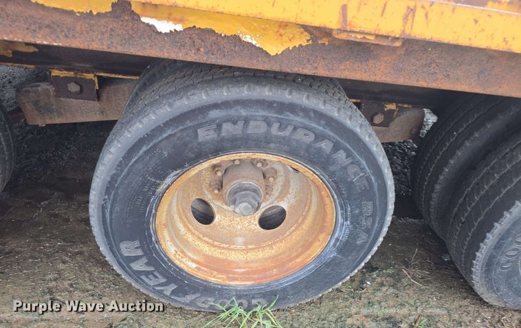 image for item NI9494 2010 PJ equipment trailer