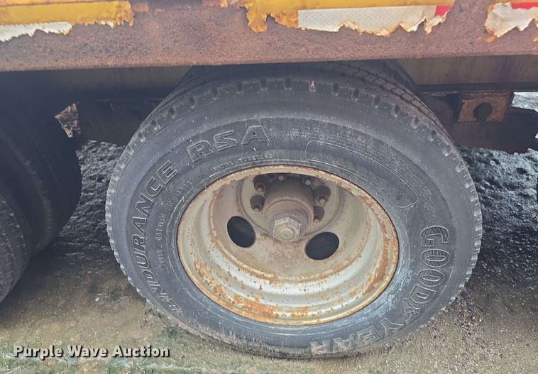 image for item NI9494 2010 PJ equipment trailer