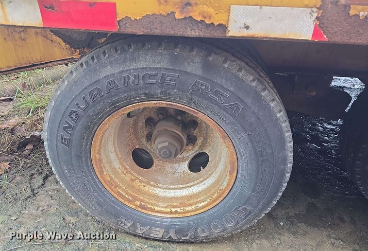 image for item NI9494 2010 PJ equipment trailer