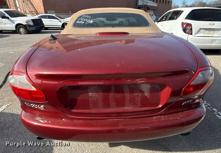 image for item NO9645 2000 Jaguar XK8 convertible