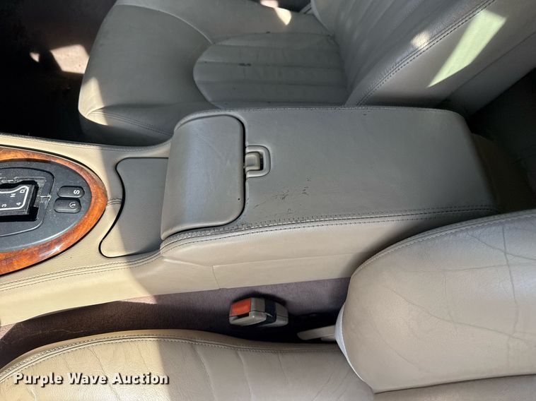 image for item NO9645 2000 Jaguar XK8 convertible