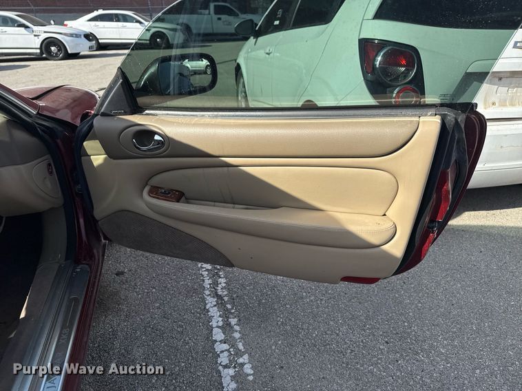 image for item NO9645 2000 Jaguar XK8 convertible