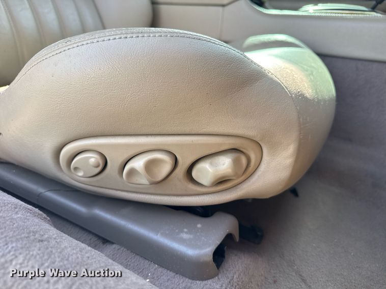 image for item NO9645 2000 Jaguar XK8 convertible