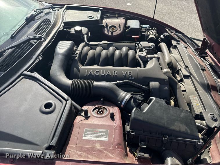 image for item NO9645 2000 Jaguar XK8 convertible