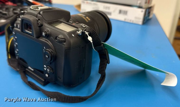 image for item NO9728 Nikon D7100 digital SLR camera