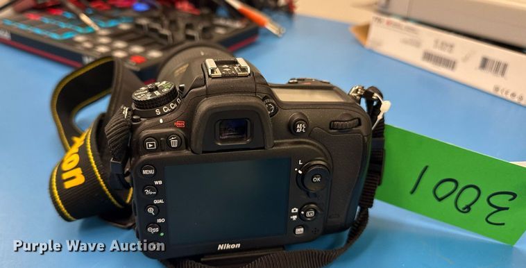 image for item NO9728 Nikon D7100 digital SLR camera