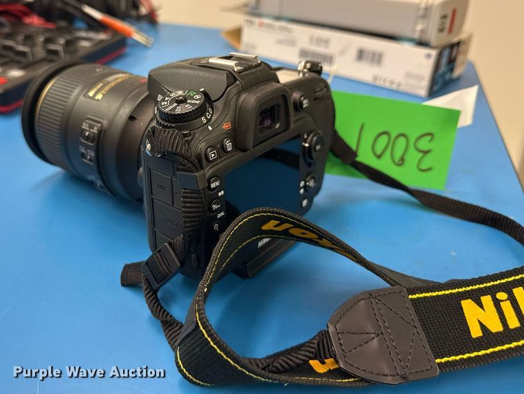 image for item NO9728 Nikon D7100 digital SLR camera