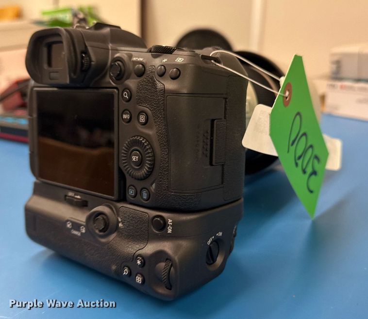 image for item NO9729 Canon EOS R5 mirrorless camera