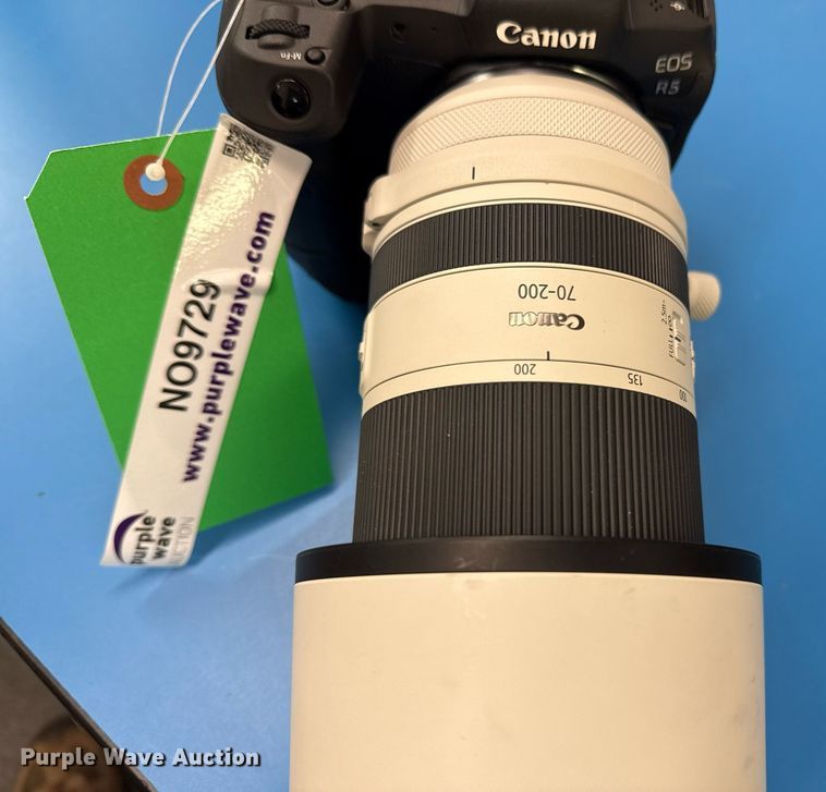 image for item NO9729 Canon EOS R5 mirrorless camera