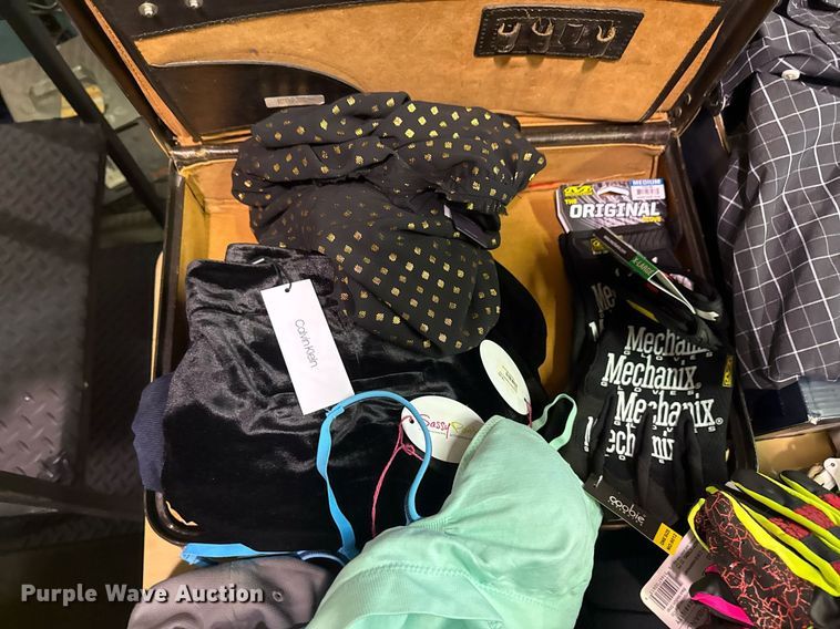 image for item NO9731 Clothing