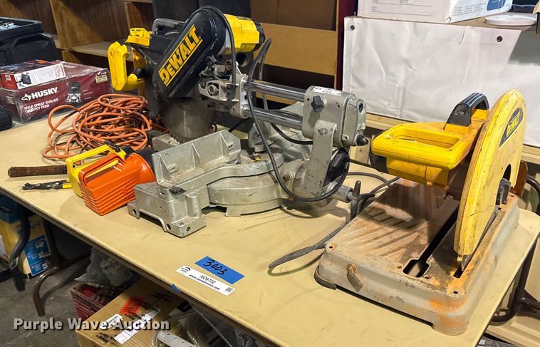 image for item NO9732 Dewalt tools