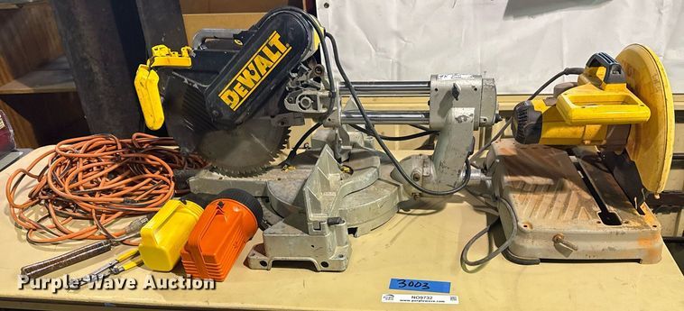 image for item NO9732 Dewalt tools