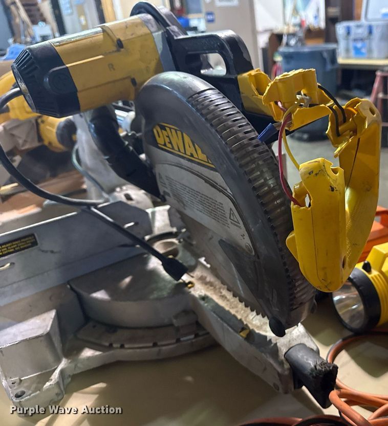 image for item NO9732 Dewalt tools