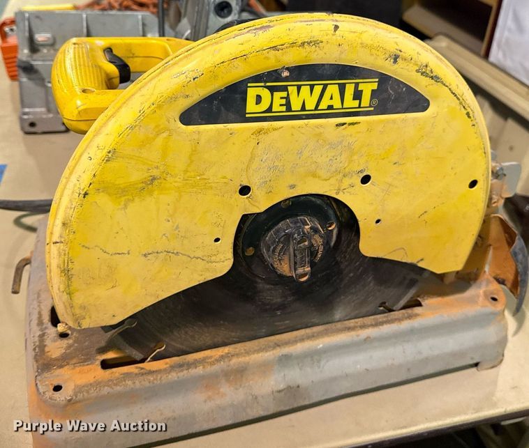 image for item NO9732 Dewalt tools