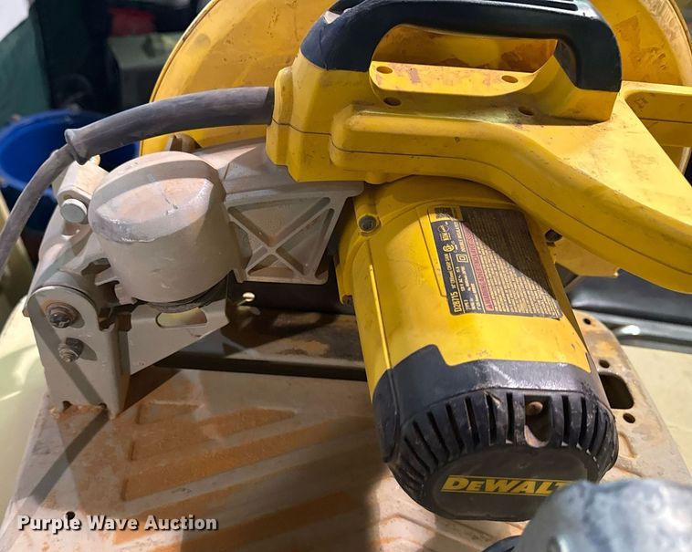 image for item NO9732 Dewalt tools