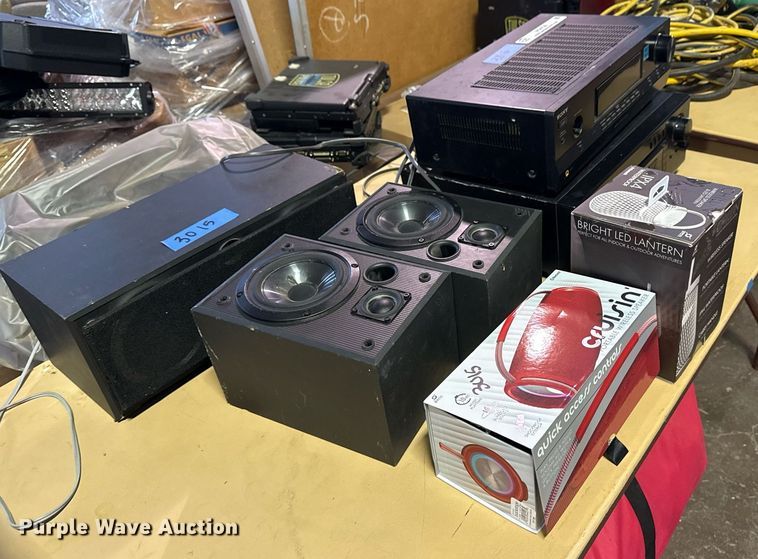 image for item NO9736 Electronics