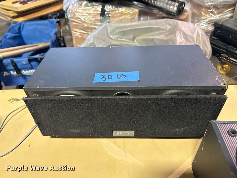 image for item NO9736 Electronics