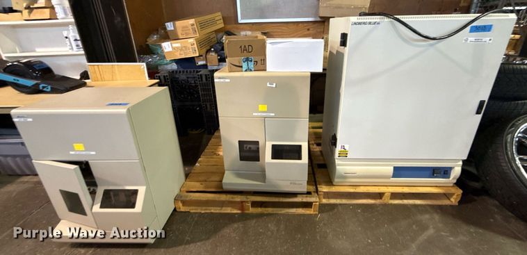 image for item NO9743 Lab equipment