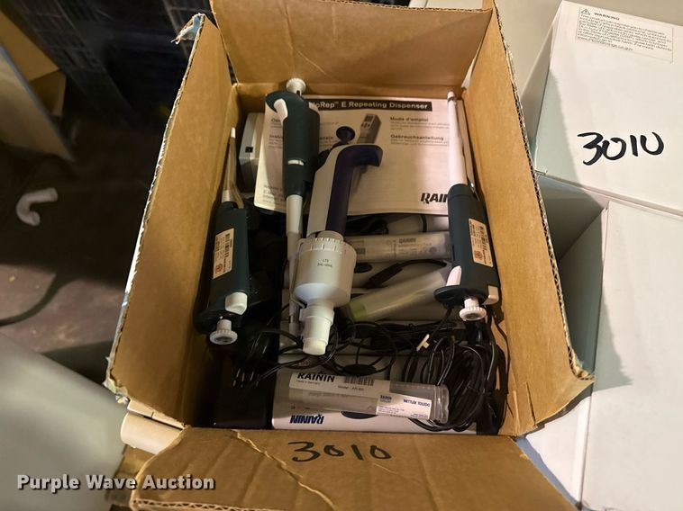 image for item NO9743 Lab equipment