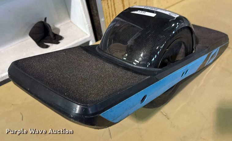 image for item NO9744 Onewheel GT electric skateboard