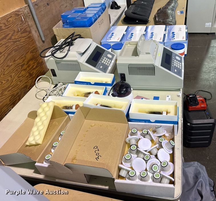 image for item NO9746 Lab equipment