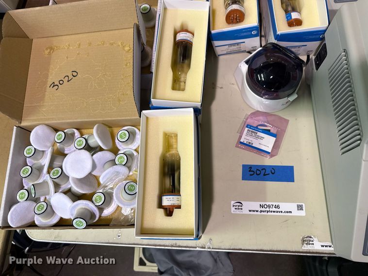 image for item NO9746 Lab equipment