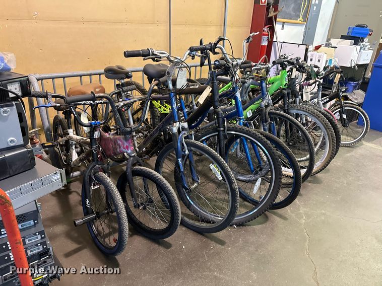 image for item NO9748 Approximately 12 bicycles