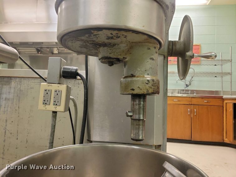 image for item NV9780 Hobart 600 mixer