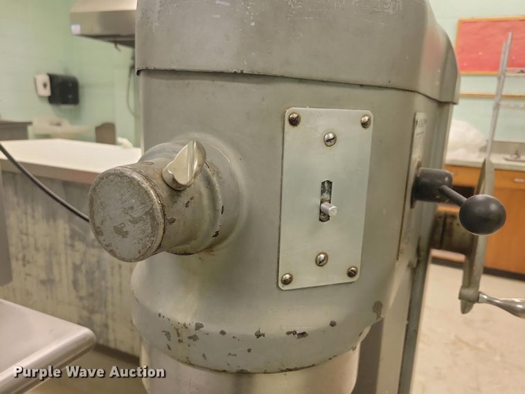image for item NV9780 Hobart 600 mixer