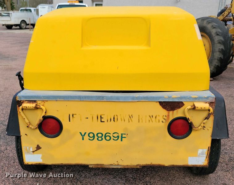 image for item NV9787 Ingersoll Rand air compressor