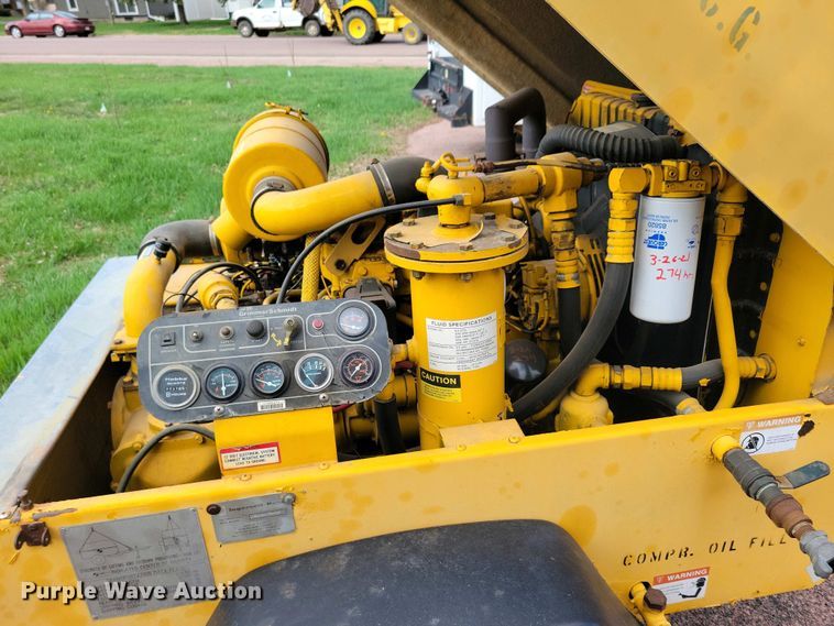 image for item NV9787 Ingersoll Rand air compressor