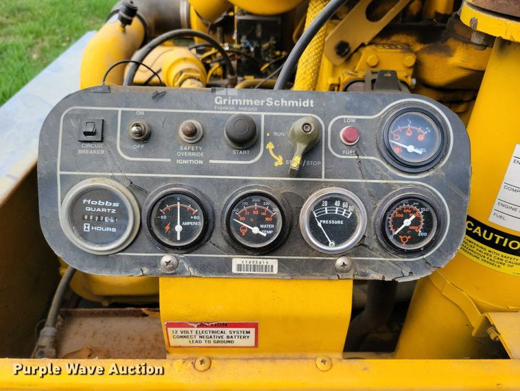 image for item NV9787 Ingersoll Rand air compressor