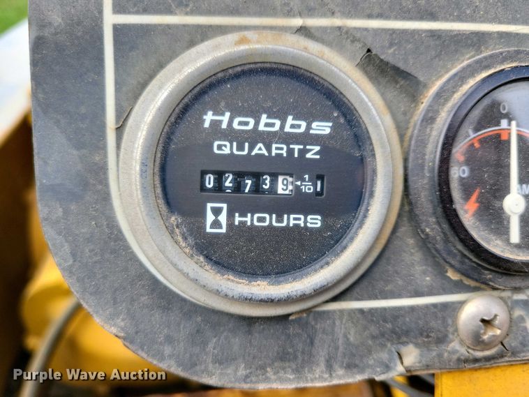 image for item NV9787 Ingersoll Rand air compressor