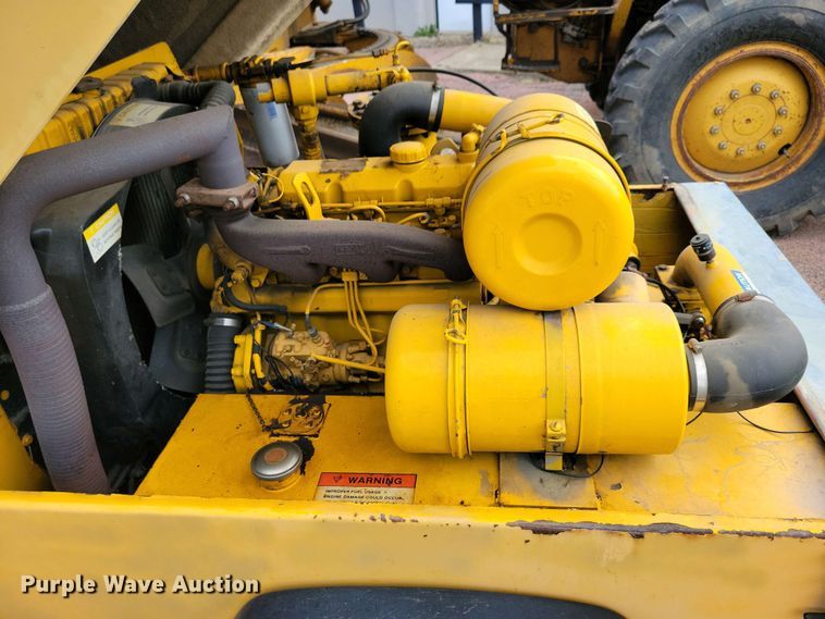 image for item NV9787 Ingersoll Rand air compressor