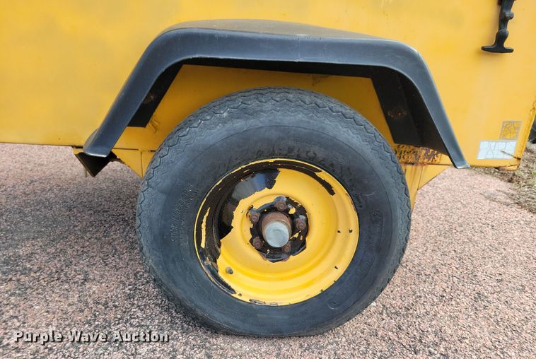 image for item NV9787 Ingersoll Rand air compressor