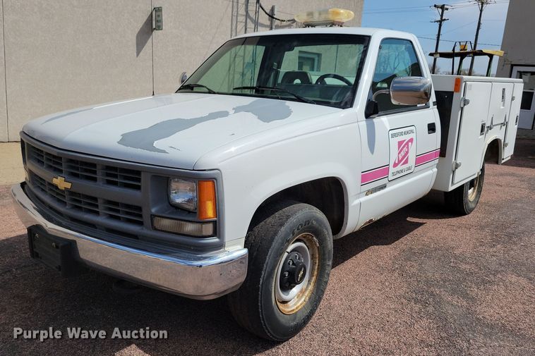 image for item NV9789 1994 Chevrolet C2500 utility bed pickup truck